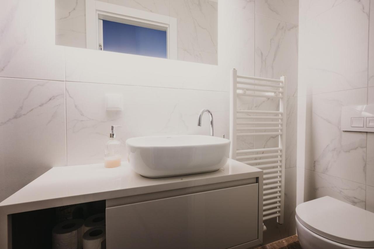 Zeus Design Wasserwelt Appartement *