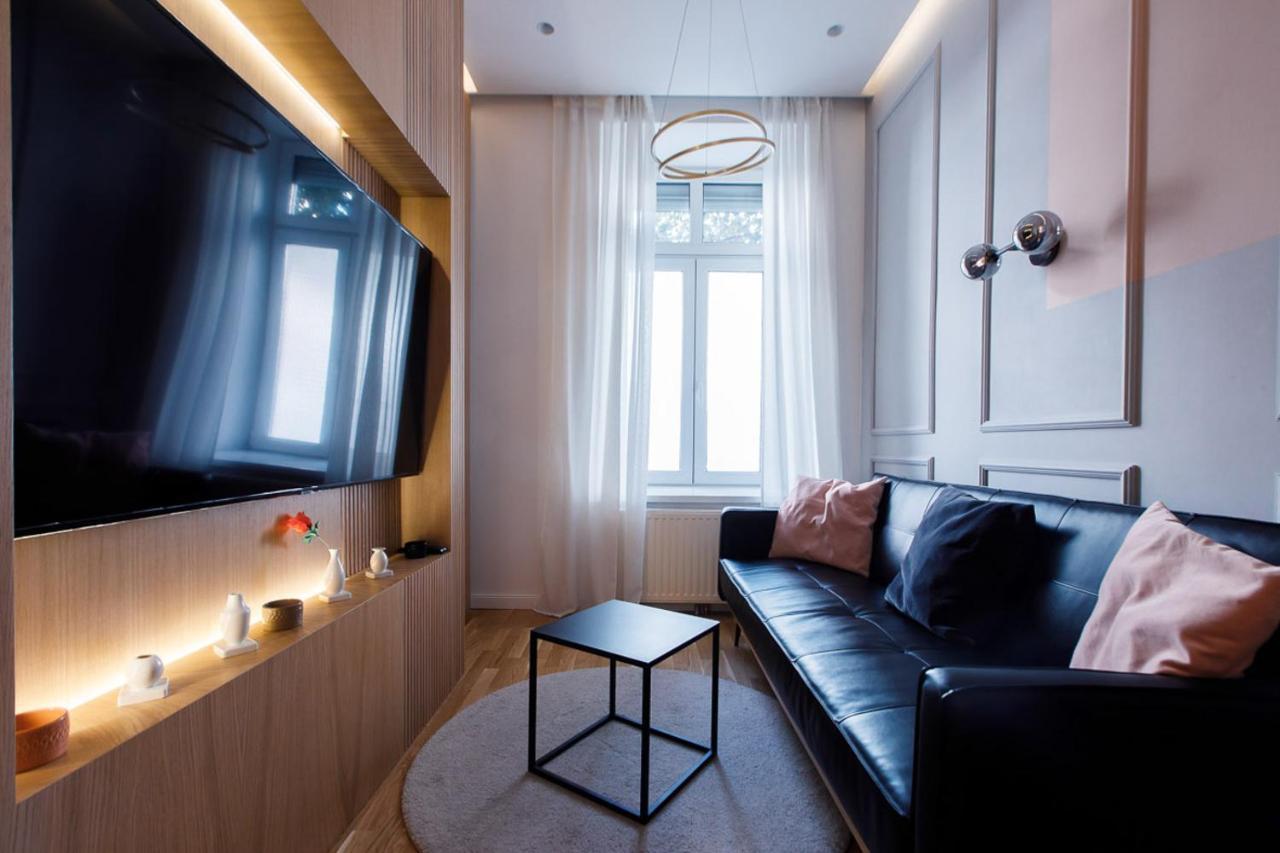 Zeus Design Wasserwelt Appartement Wenen