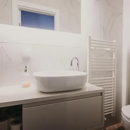 ZEUS Design Apartments Wasserwelt Wenen Buitenkant foto