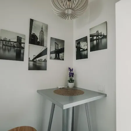 ZEUS Design Apartments Wasserwelt Wenen Buitenkant foto