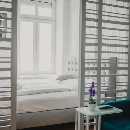 ZEUS Design Apartments Wasserwelt Wenen Buitenkant foto