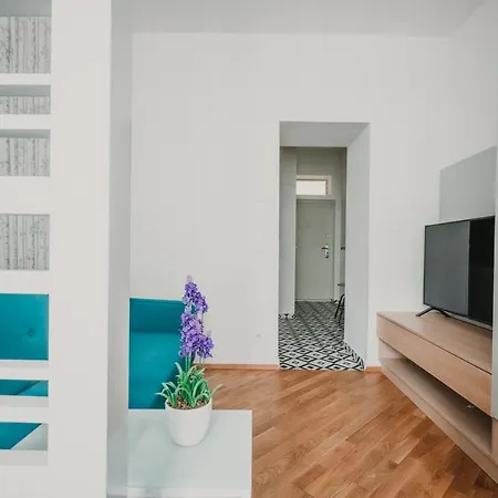 ZEUS Design Apartments Wasserwelt Wenen Buitenkant foto